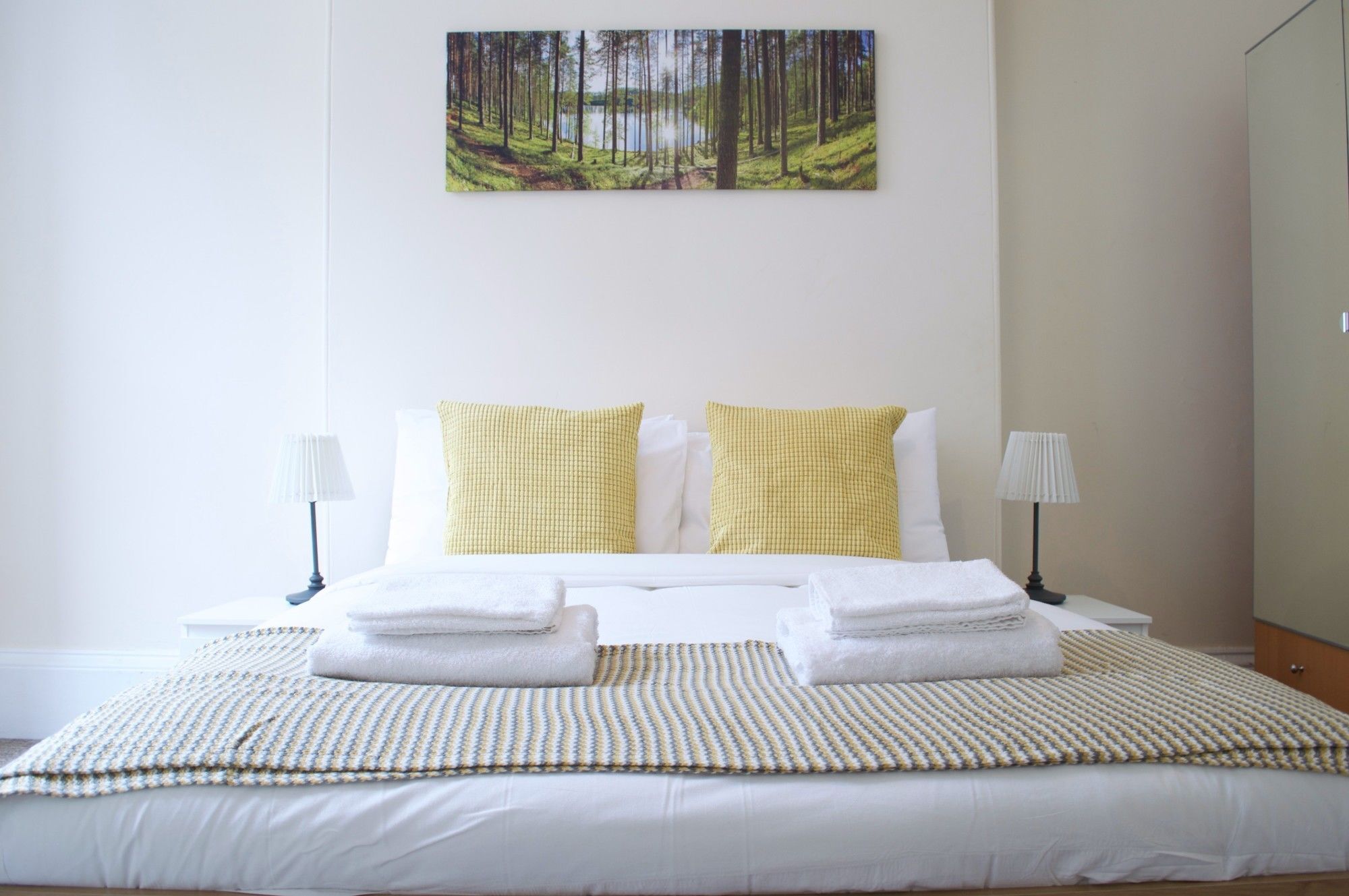 3 Bedroom Apartment Accommodates 8 EDI Eksteriør bilde